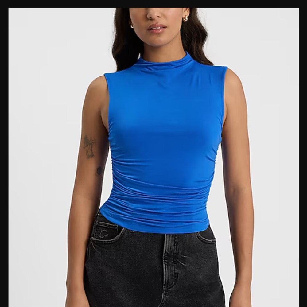 NWT Express Body Contour Compression tank